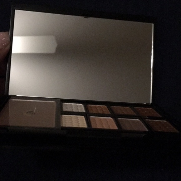 Doucce Freematic eyeshadow pro palette- nude - Picture 3 of 3